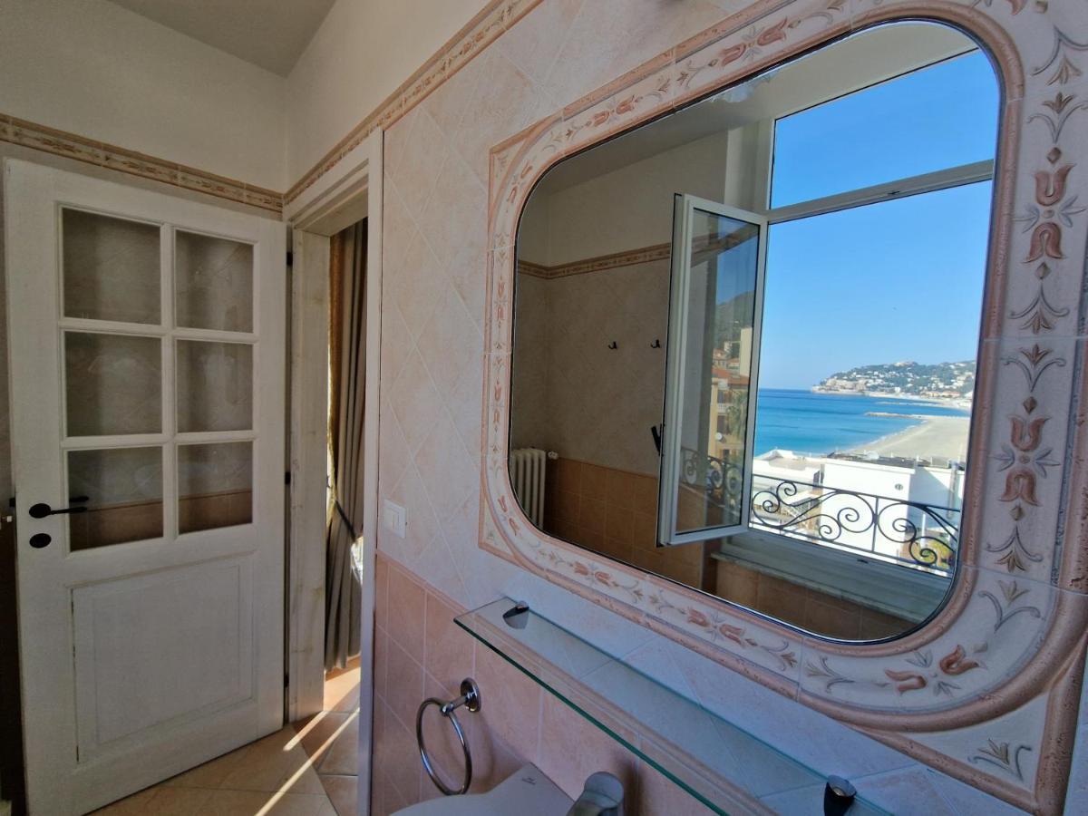 Hotel Miramare Spotorno Buitenkant foto
