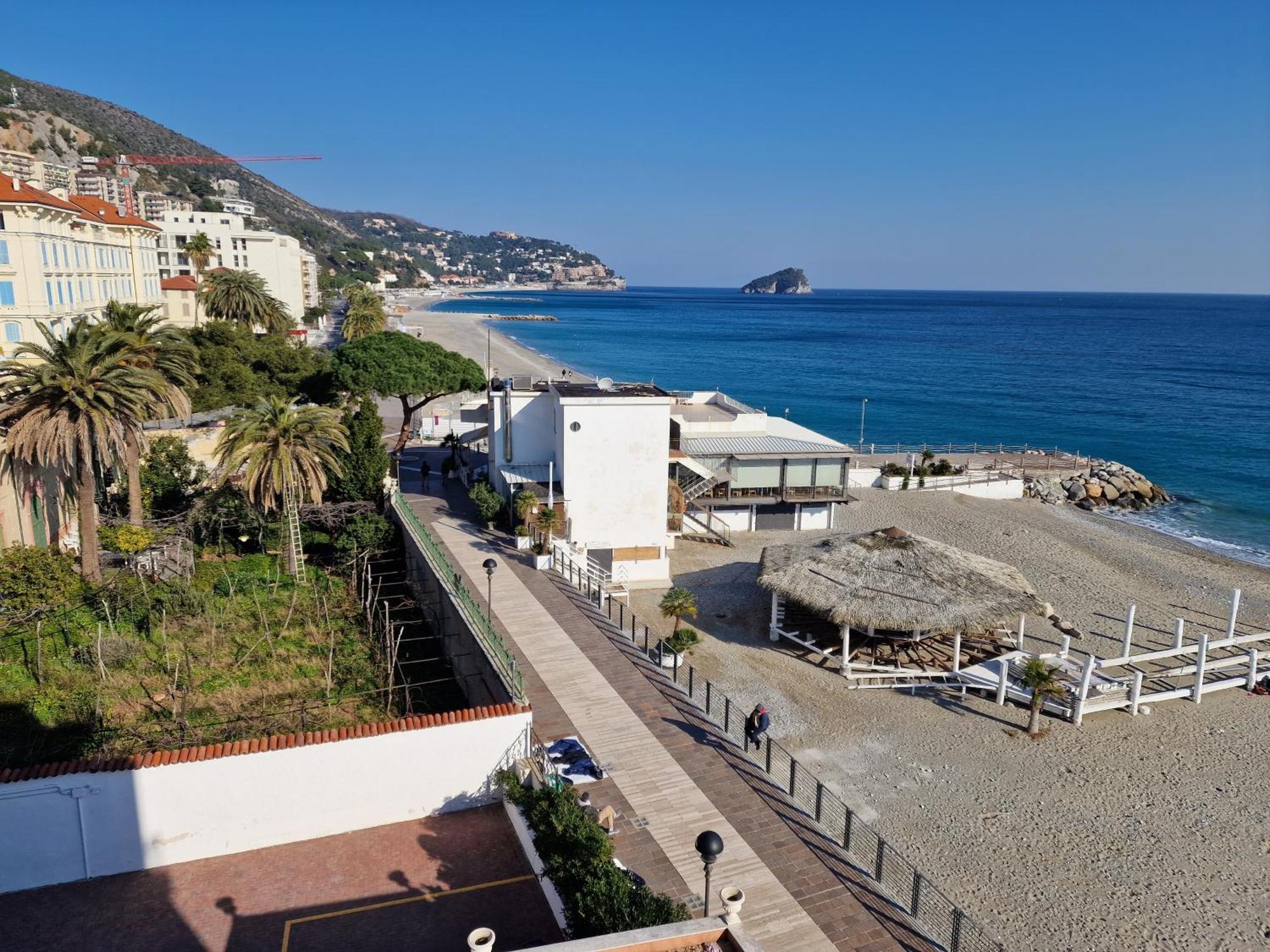 Hotel Miramare Spotorno Buitenkant foto