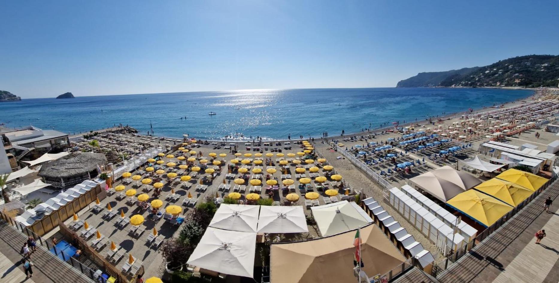 Hotel Miramare Spotorno Buitenkant foto