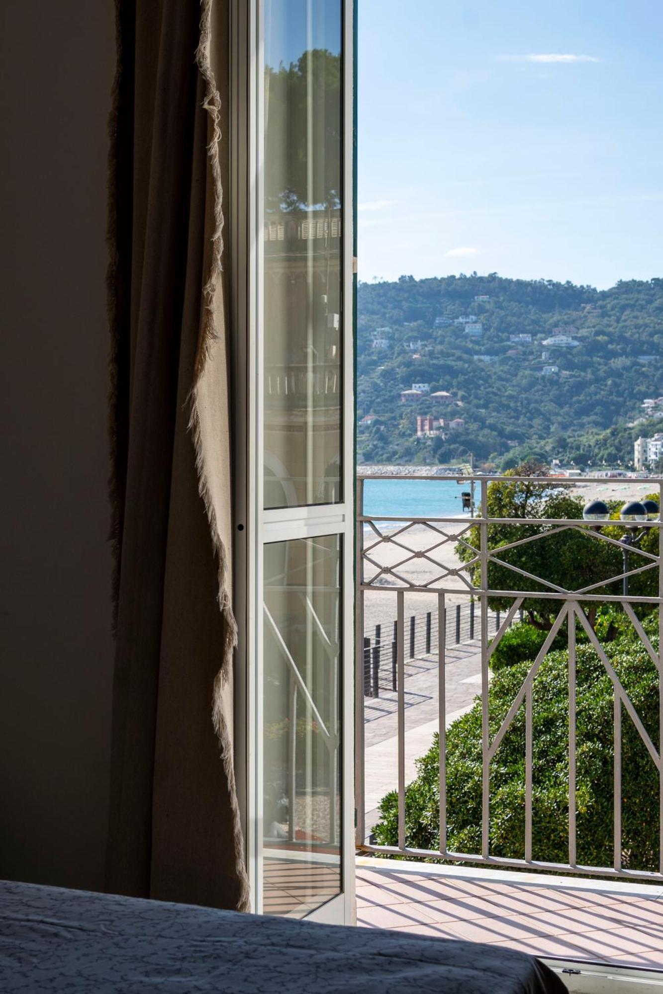 Hotel Miramare Spotorno Kamer foto