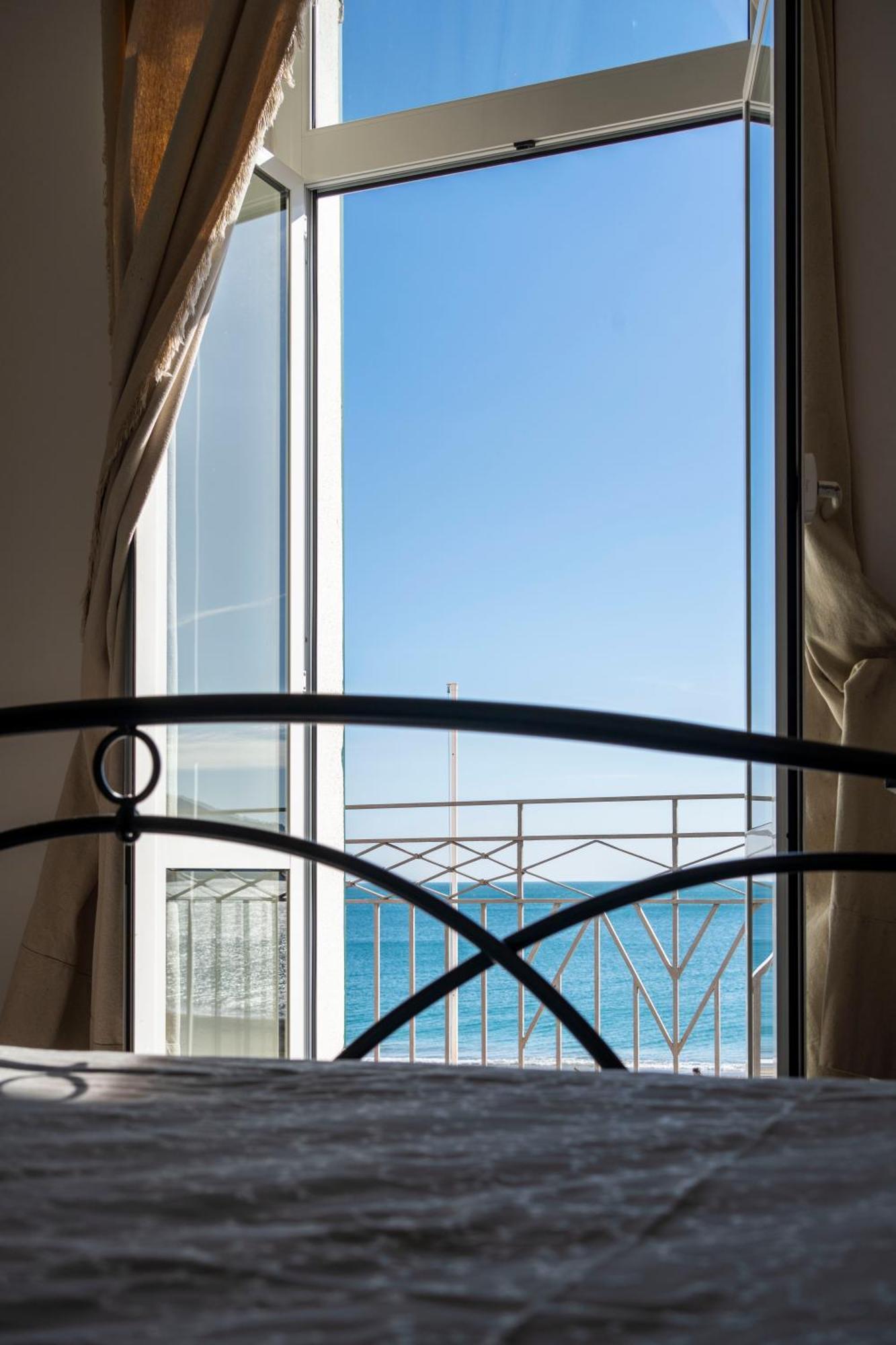 Hotel Miramare Spotorno Kamer foto